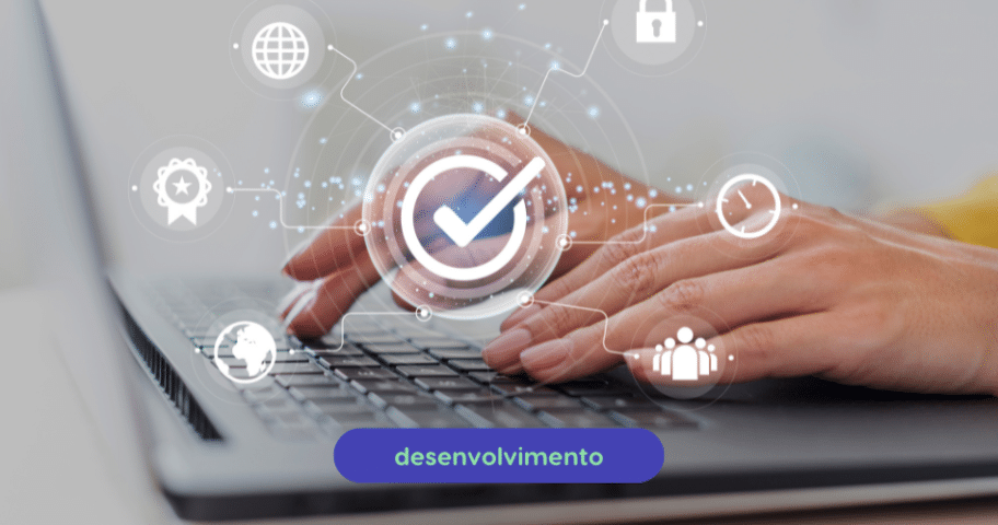 Descrição de Imagem: Mãos digitando em laptop com ícones de internet, segurança e certificação, simbolizando o desenvolvimento de software confiável e seguro na engenharia de confiabilidade.